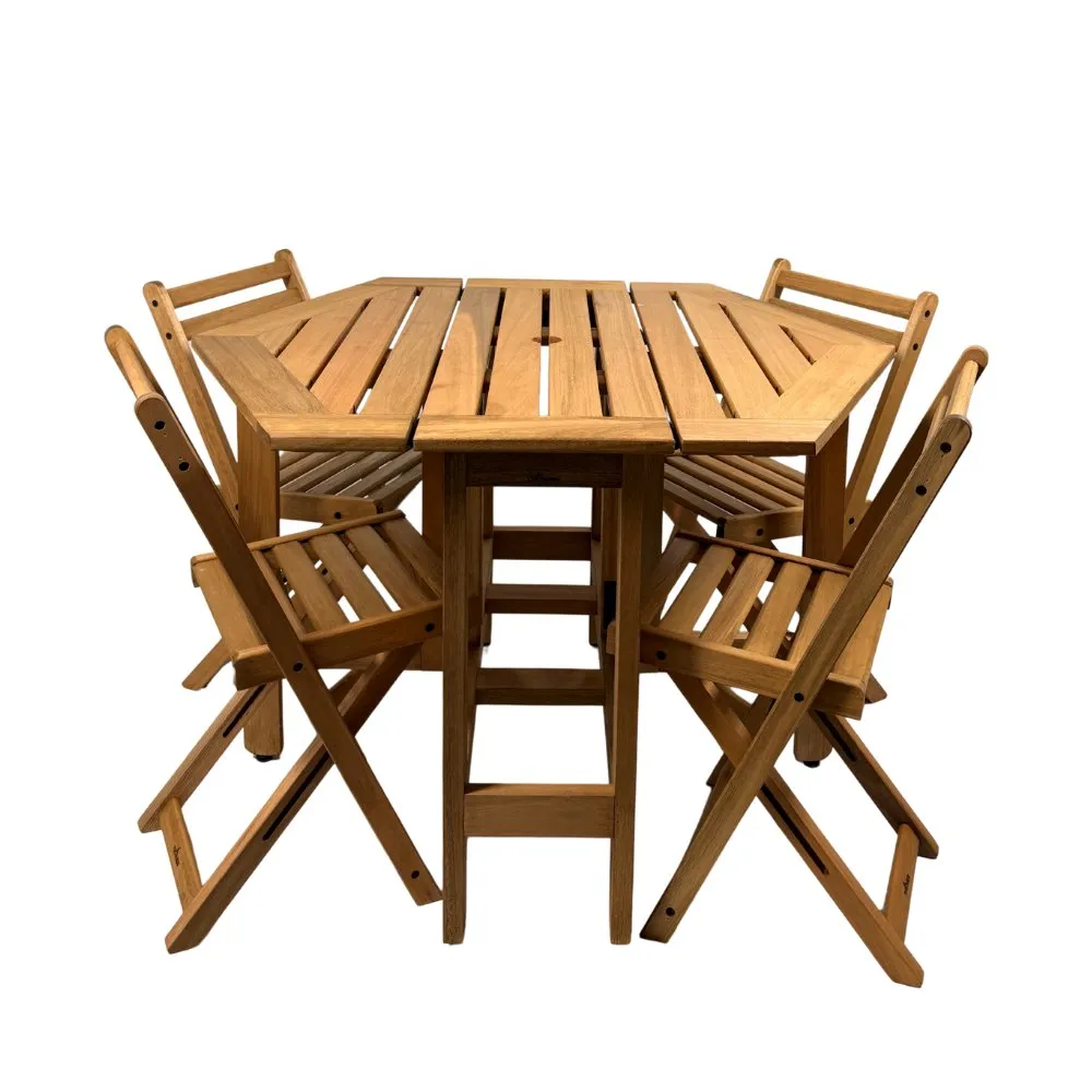 Hexagonal table + chairs